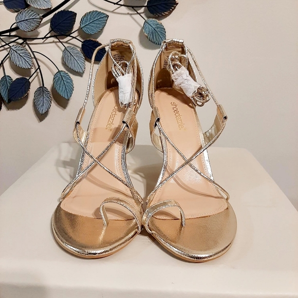 High Sandals - Picture 2 of 4